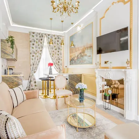 Merveil -luxury -champs Elysees-haussmann Ii * Paris