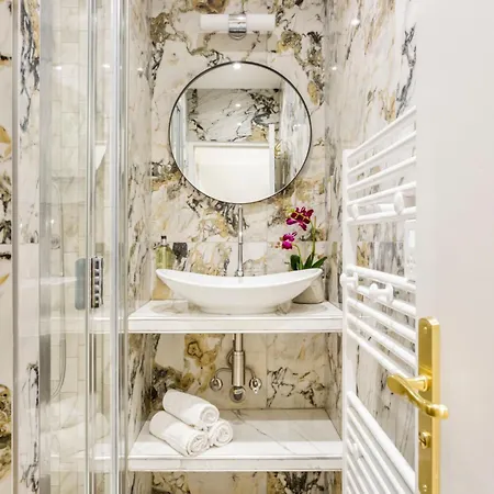 Apartment Merveil -luxury -champs Elysees-haussmann Ii Paris