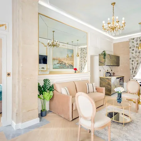 Merveil -luxury -champs Elysees-haussmann Ii * Parigi